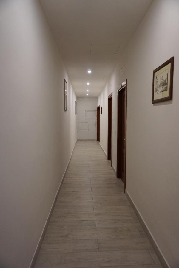 Holiday Rooms Флоренция Экстерьер фото