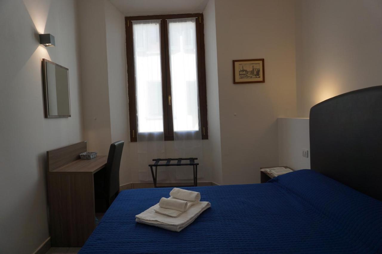 Holiday Rooms Флоренция Экстерьер фото