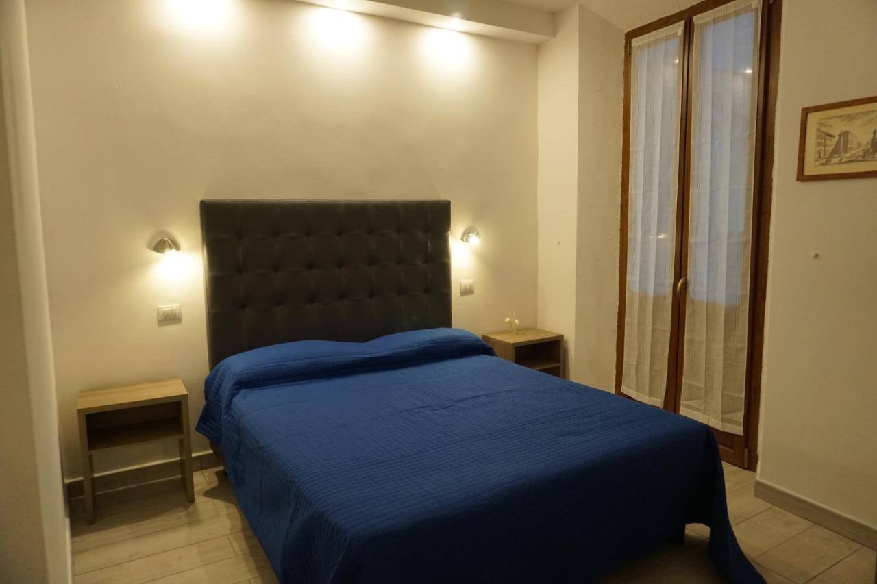 Holiday Rooms Флоренция Экстерьер фото