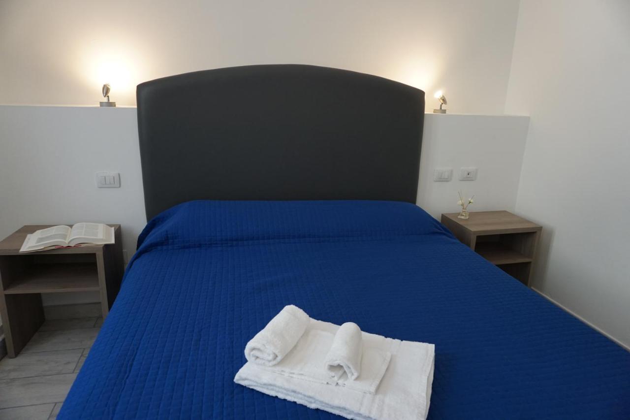 Holiday Rooms Флоренция Экстерьер фото