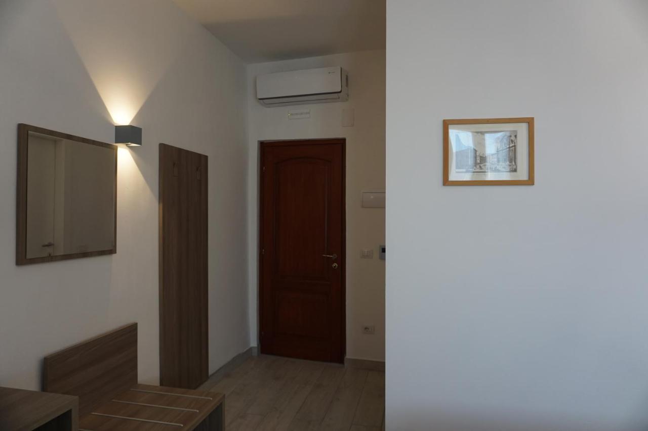 Holiday Rooms Флоренция Экстерьер фото