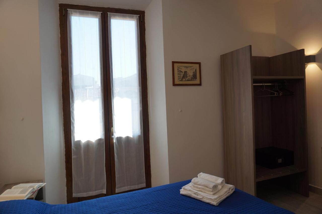 Holiday Rooms Флоренция Экстерьер фото