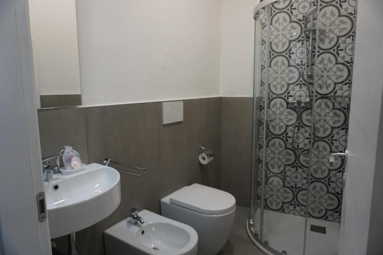 Holiday Rooms Флоренция Экстерьер фото