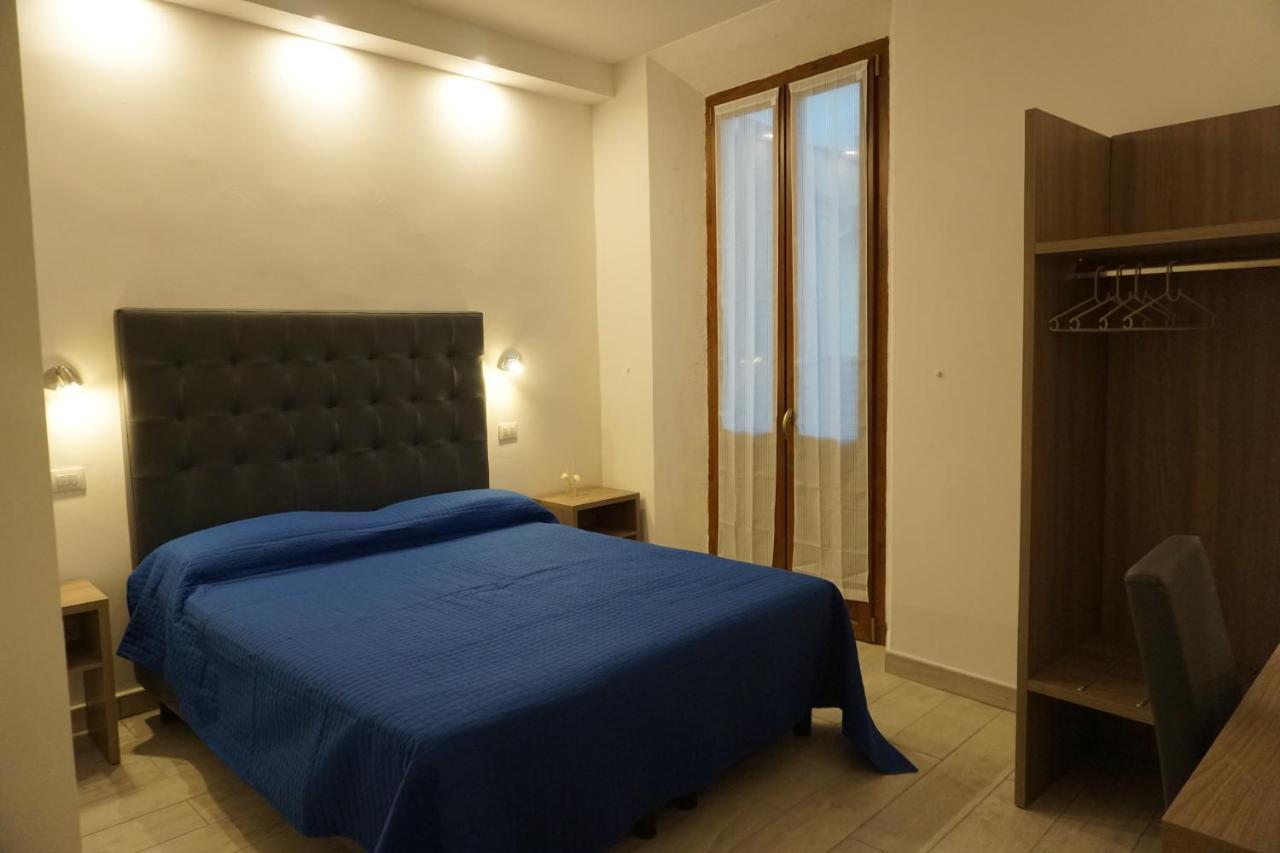 Holiday Rooms Флоренция Экстерьер фото