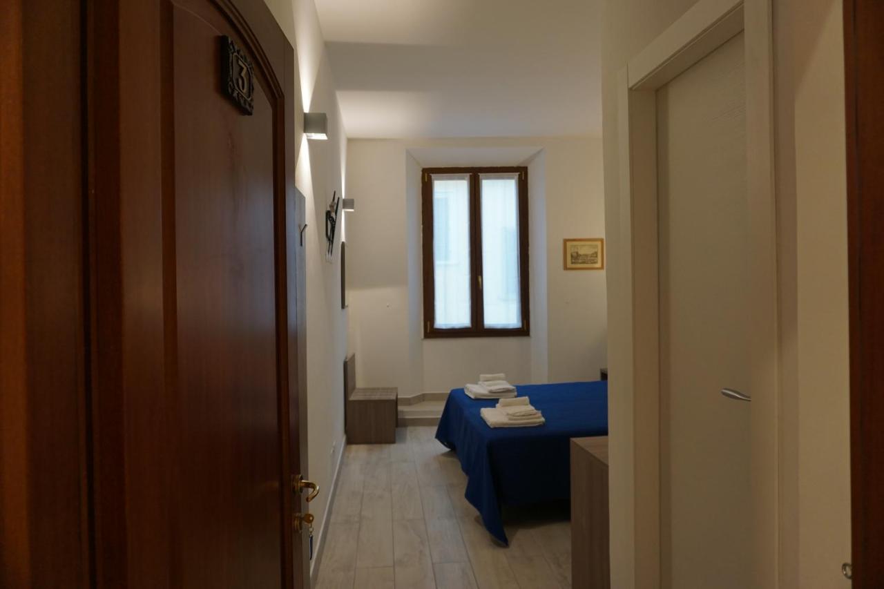 Holiday Rooms Флоренция Экстерьер фото